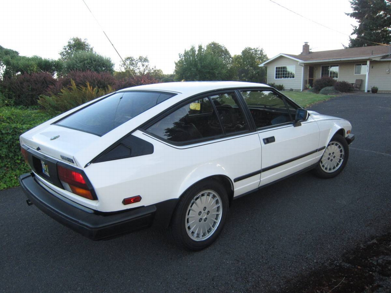 Illustration for article titled At $6,995, Could You Get Enthused Over This 1985 Alfa Romeo GTV6?